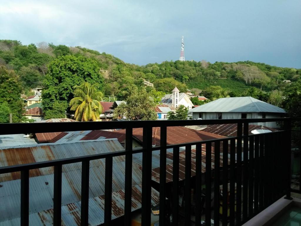 Siola Hotel Labuan Bajo Ngoại thất bức ảnh